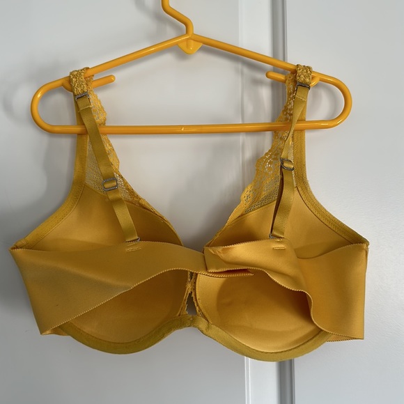 34D La Senza Bra - Picture 2 of 2